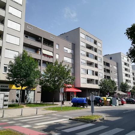 Apartments Dora Zagreb Ngoại thất bức ảnh