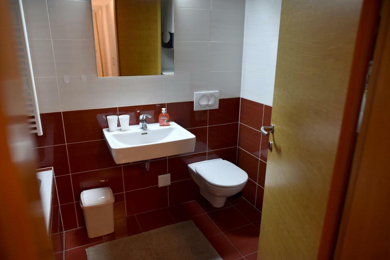Apartments Dora Zagreb Ngoại thất bức ảnh