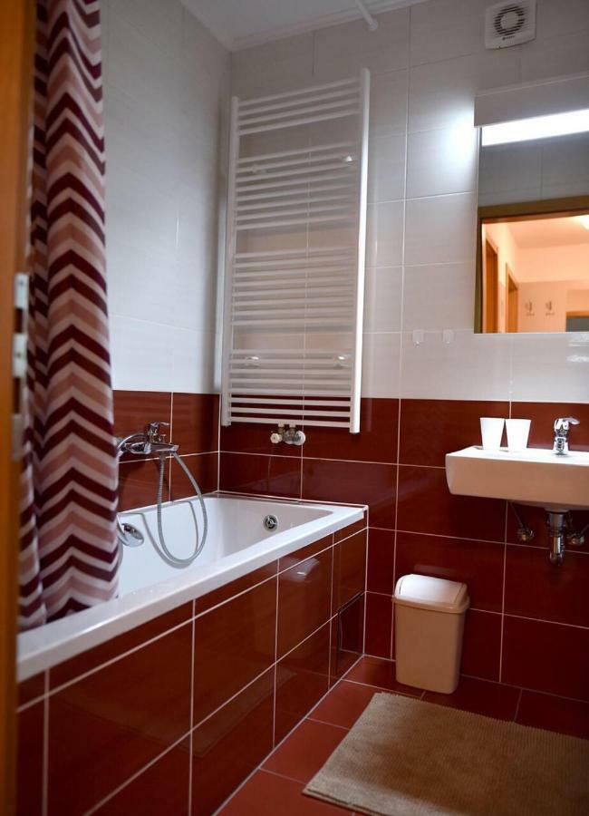Apartments Dora Zagreb Ngoại thất bức ảnh